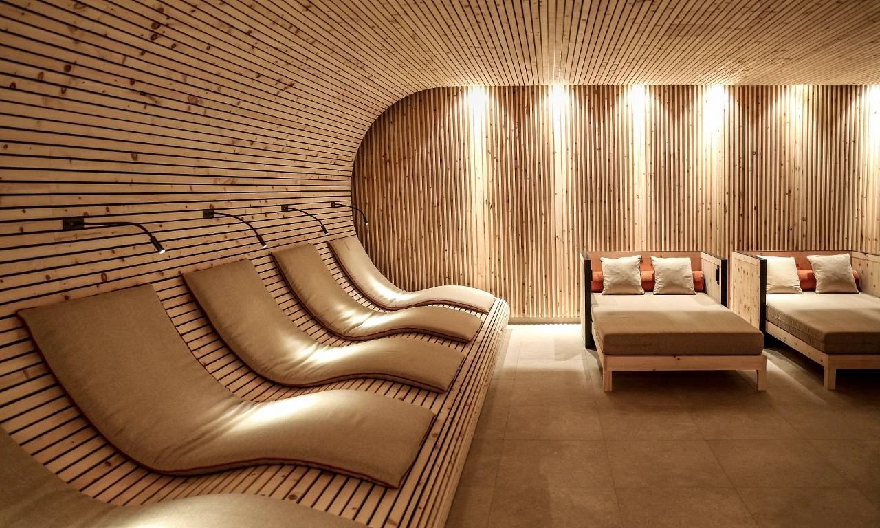  Wellness space with relaxing scent experience provided by our scent system for optimal atmosphere and comfort