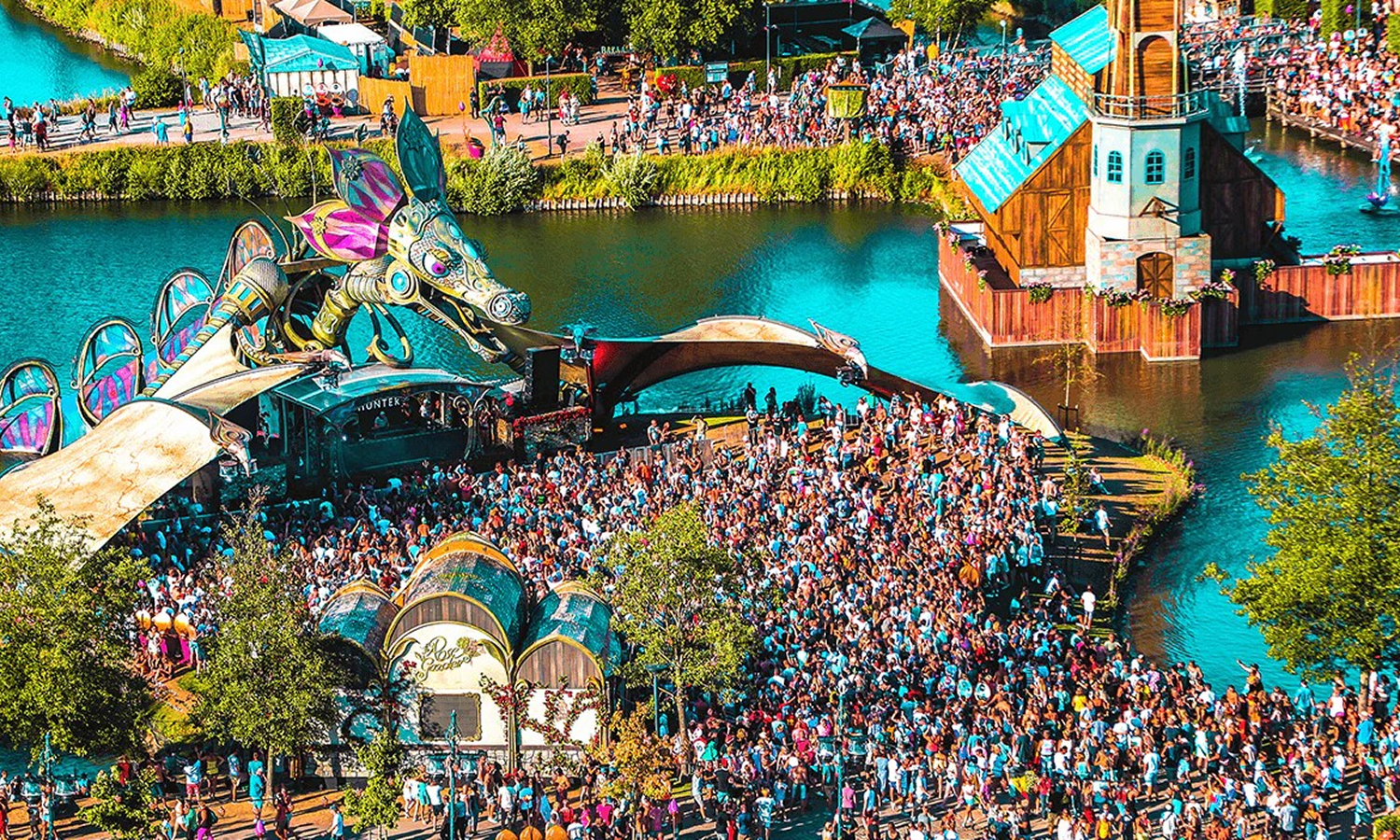 Tomorrowland festival with scent experience