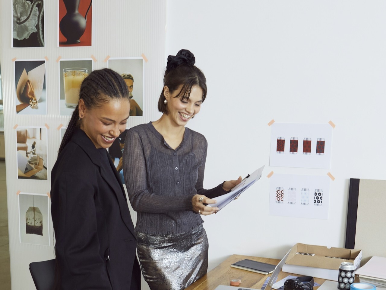 smile-people-happy-scent03