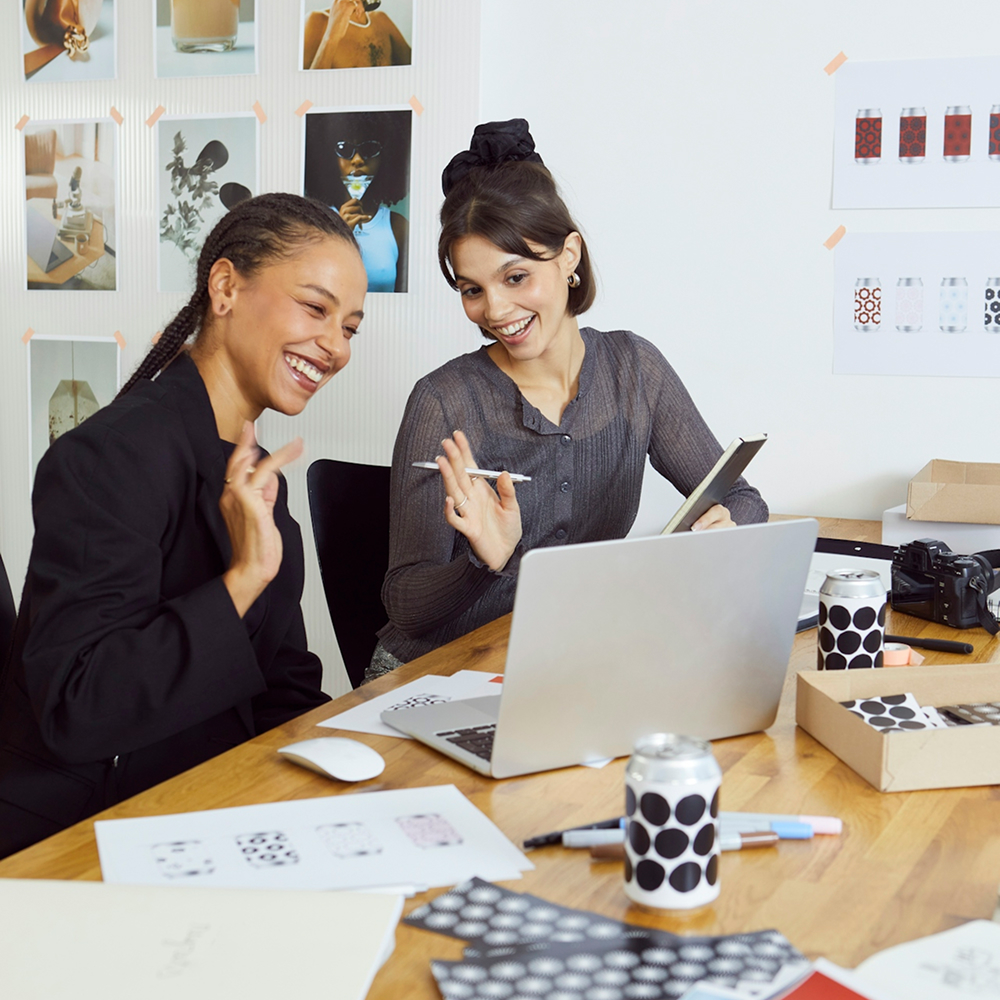 colleagues-meeting-friendly-office-atmosphere