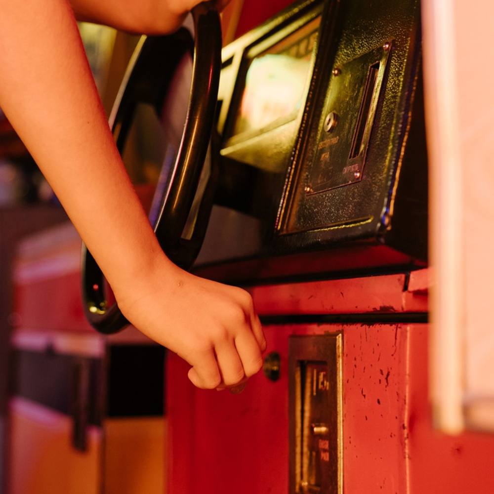 Gaming hall with scent diffusion to boost the immersive atmosphere